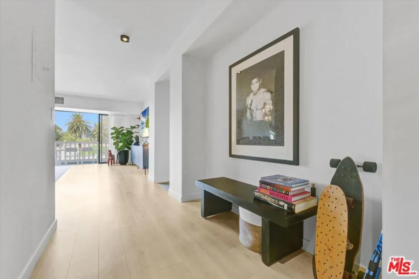 999 N Doheny Drive #312 photo 3