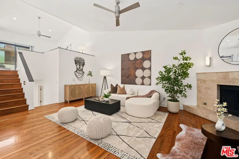 1222 N Kings Road #8 photo 25
