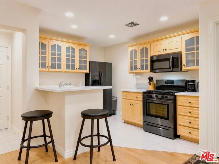 418 E Hardy Street #2 photo 21