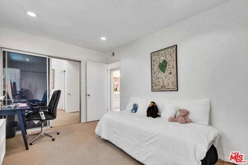 11260 Overland Avenue #28A photo 33