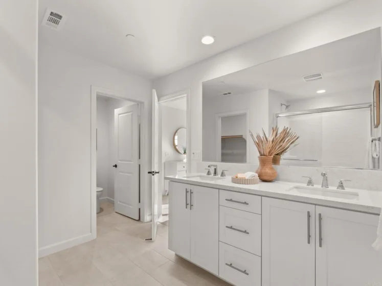 862 Slate Street photo 5