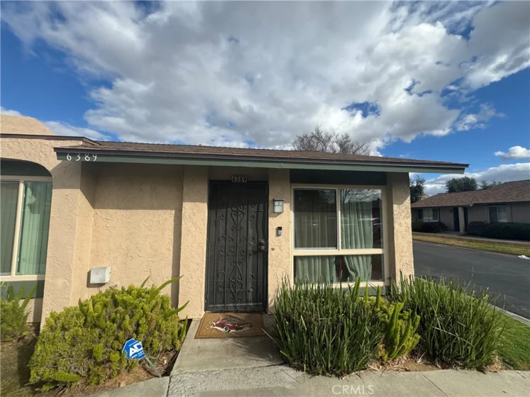 6389 Del Mar Way photo 1