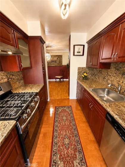 6225 Coldwater Canyon Avenue #117 photo 8