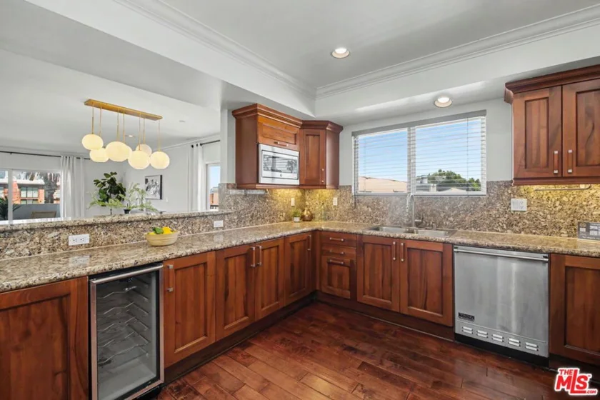 1878 Greenfield Avenue #PH5 photo 5
