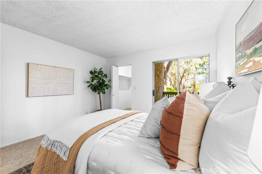 564 N Bellflower #116 photo 15