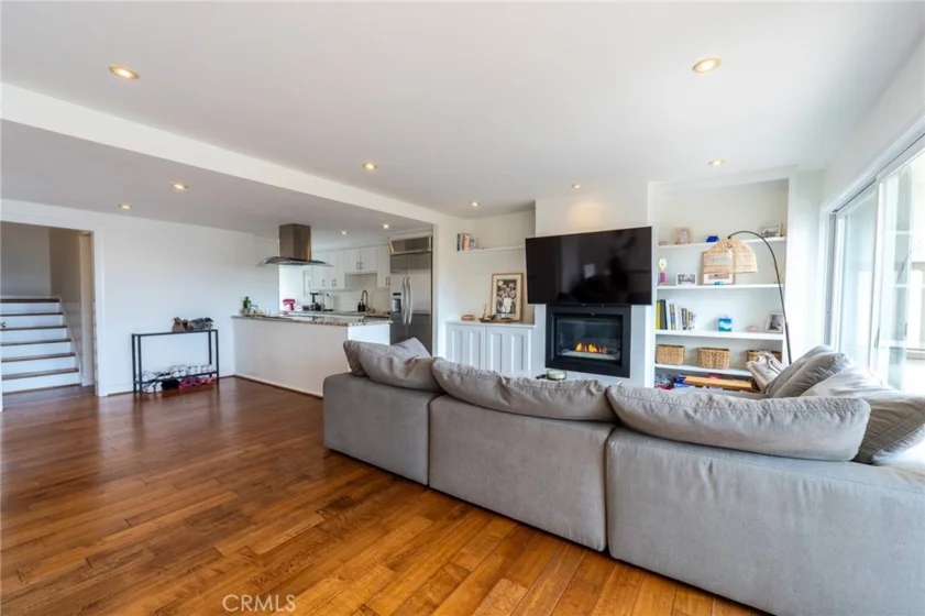 23926 De Ville Way #D photo 1