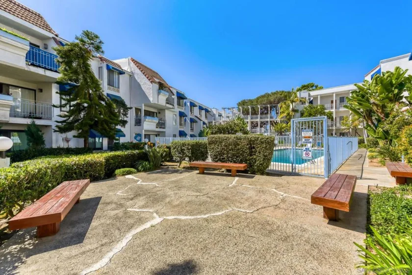 8310 Regents Road #3E photo 4
