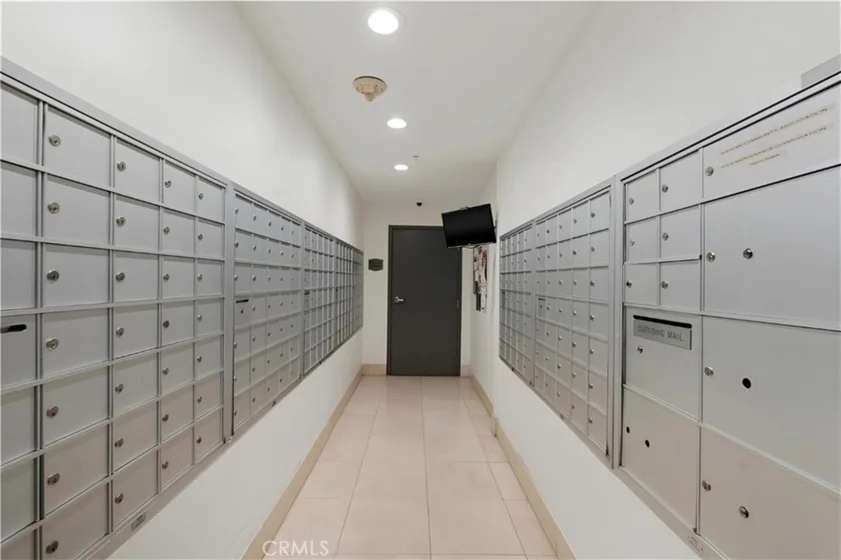 488 E Ocean #1607 photo 30