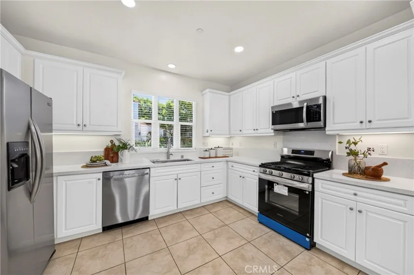 344 N Santa Maria photo 3