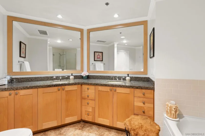 700 W Harbor Drive #1502 photo 14