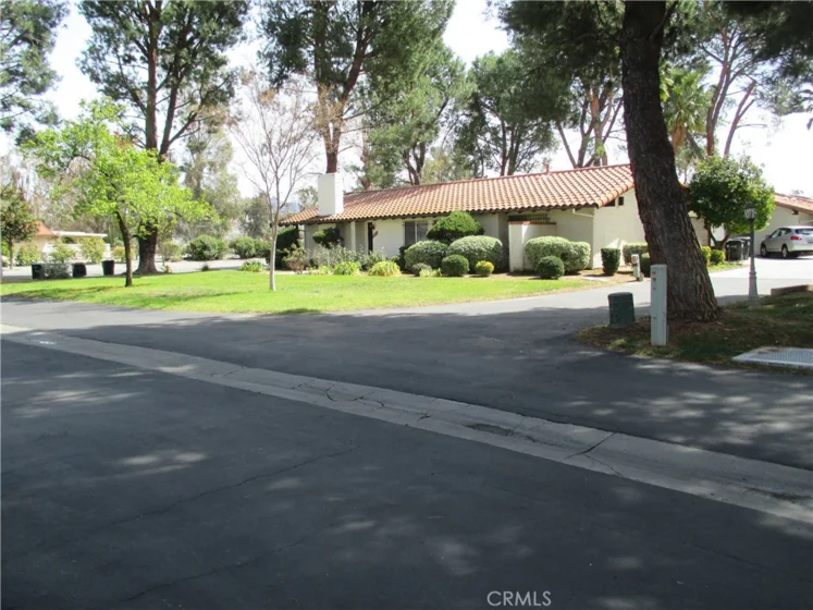 1453 Seven Hills Drive photo 1