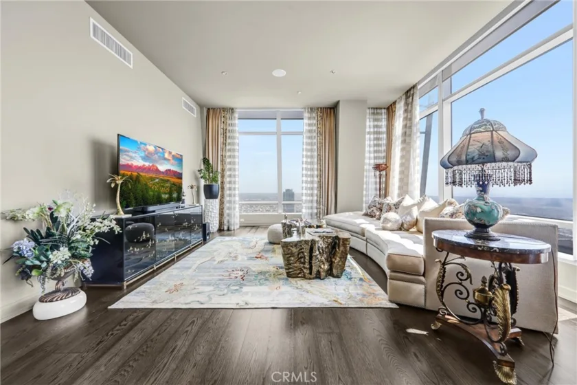 900 W Olympic Boulevard #50A photo 56