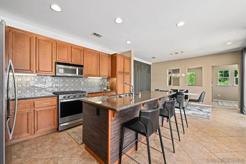 1540 Nightfall Lane photo 6