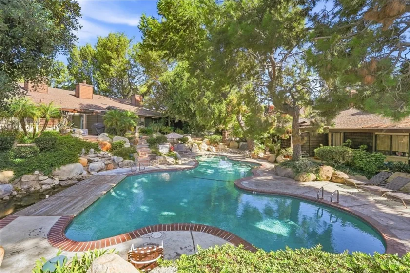 3669 Country Club Drive #C photo 54