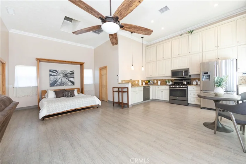 26045 Lucille Circle photo 54