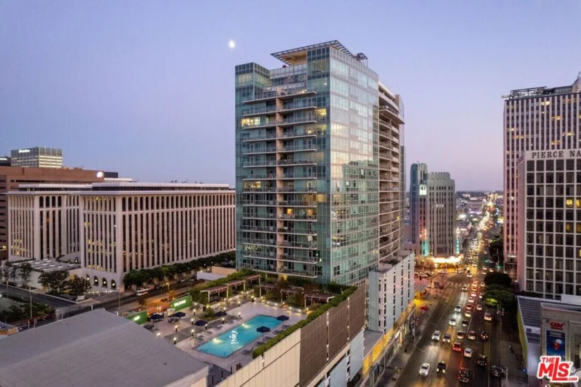 3785 Wilshire Boulevard #204 photo 36
