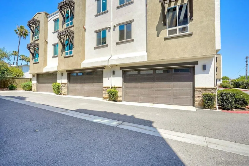 8850 Olive Lane #7 photo 35