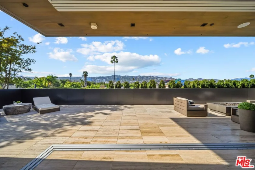 8899 Beverly Boulevard #4A photo 14