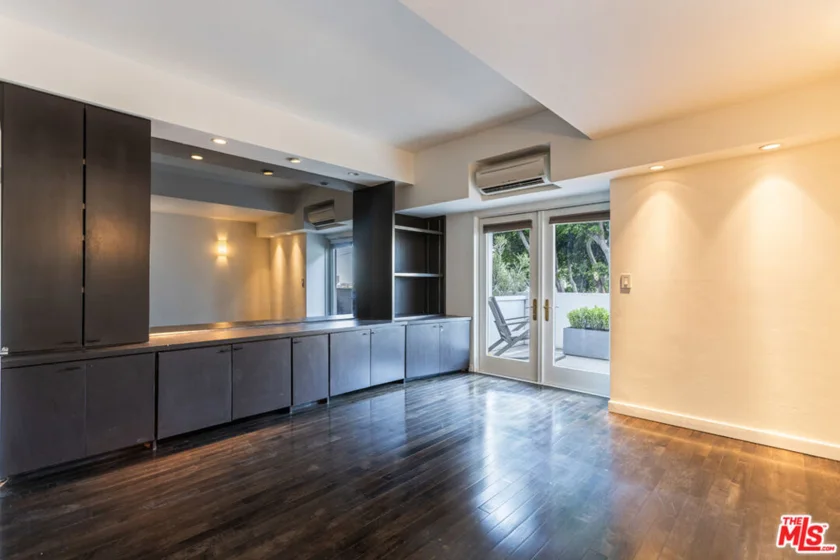 1155 N La Cienega Boulevard #110 photo 23