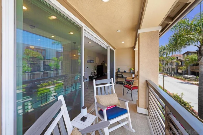 810 Santa Barbara Place photo 5