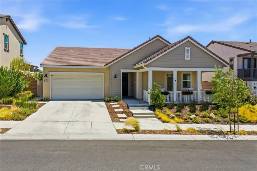 39481 Chamise Street photo 1