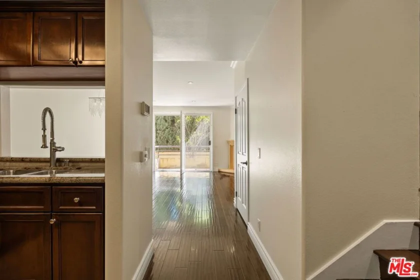 4128 Whitsett Avenue #107 photo 9
