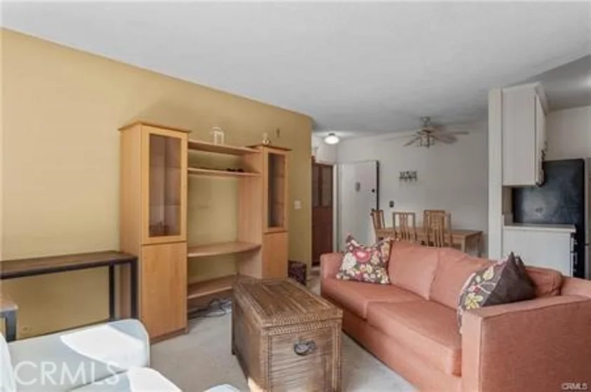 5860 Benner #303 photo 2