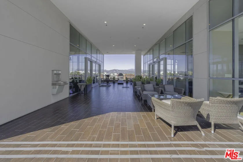 3785 Wilshire Boulevard #1607 photo 36
