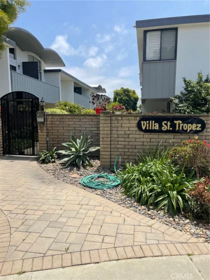 13222 Admiral Avenue #D photo 1