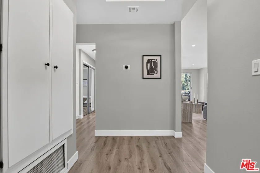 1509 Greenfield Avenue #207 photo 22