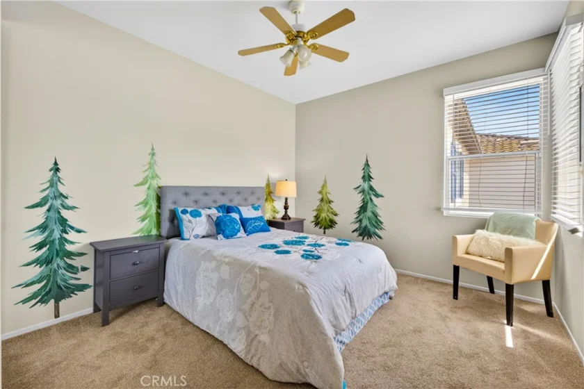 2329 Sunningdale photo 27