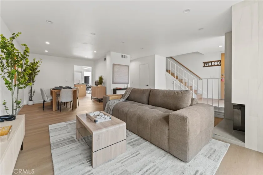 17878 La Lima Street photo 1