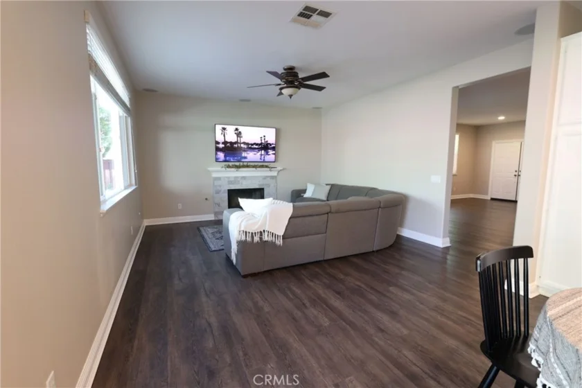 37936 Sawleaf Place photo 4