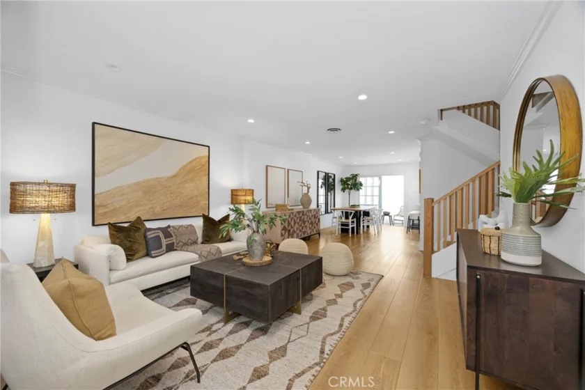 2350 Bunker Hill Way photo 1