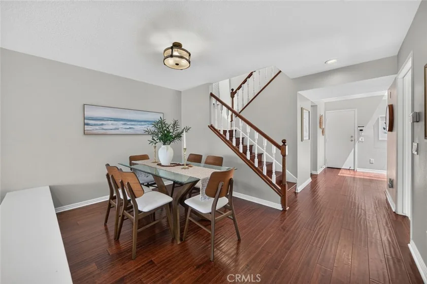 421 Burlington Court #101 photo 23