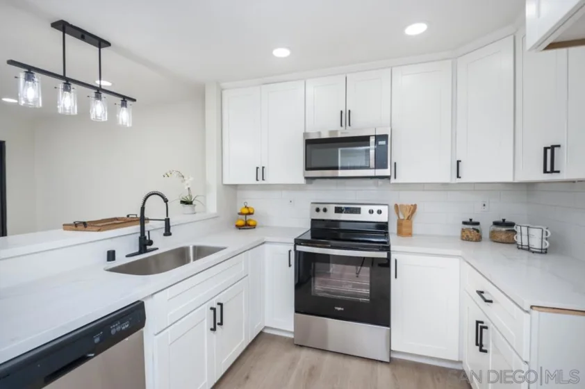 5980 Dandridge Lane #221 photo 1