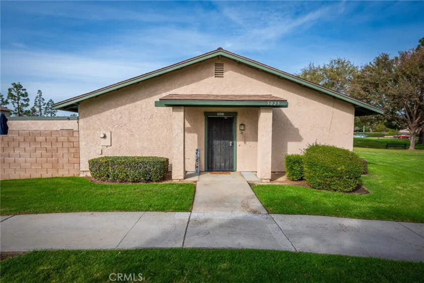 5025 Brooklawn photo 1