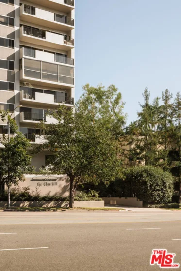 10450 Wilshire Boulevard #4J photo 25
