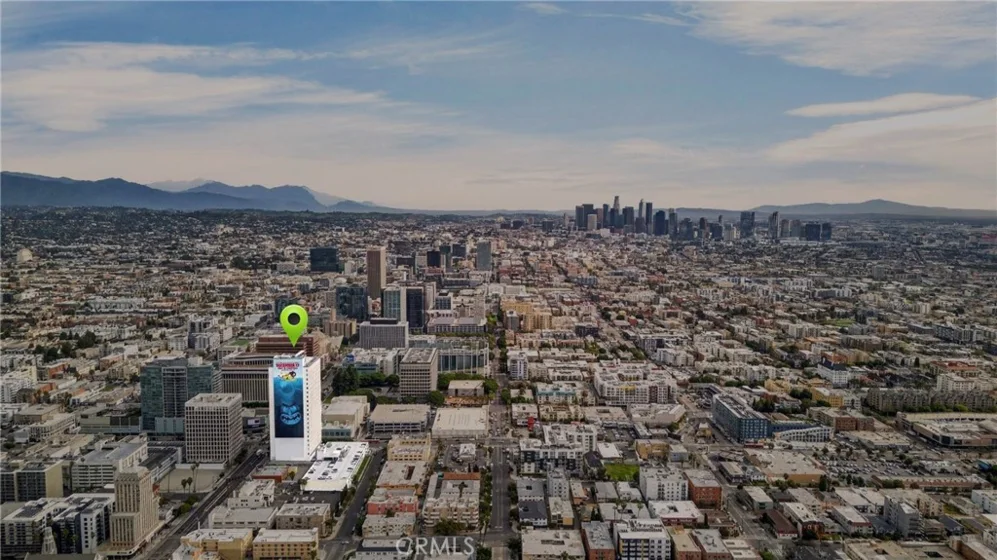 3810 Wilshire Boulevard #909 photo 33