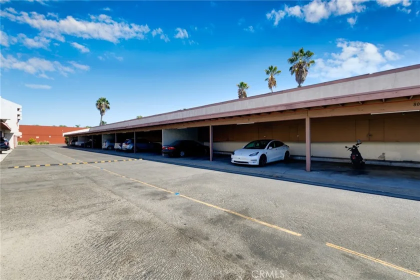 1104 S Citron photo 14