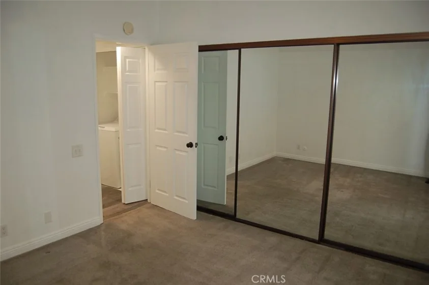 121 S Wilson #103 photo 31