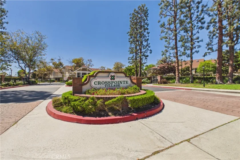 7735 Briarglen #D photo 13