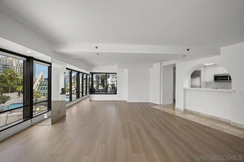 200 Harbor Drive #703 photo 3