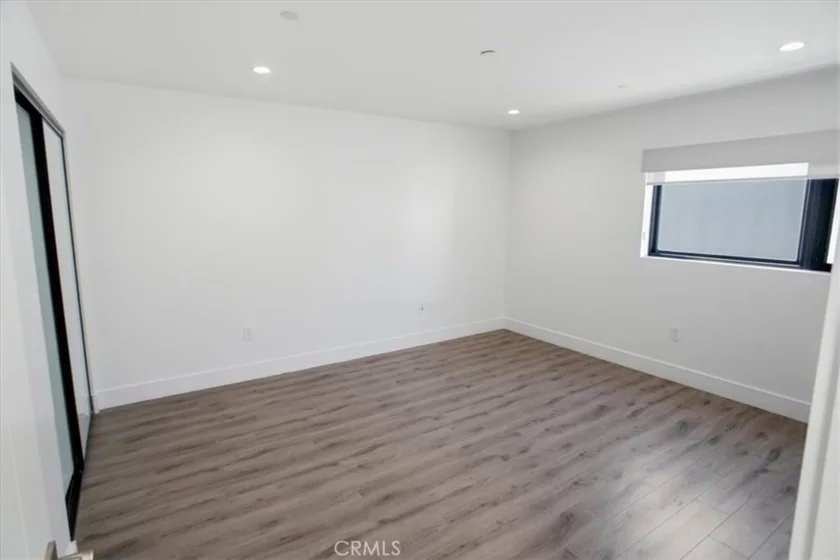 829 N Martel #4 photo 5