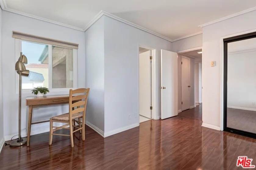 5651 Windsor Way #308 photo 11