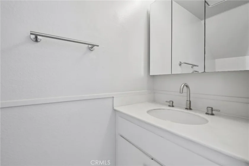 73 Bentwood Lane photo 21