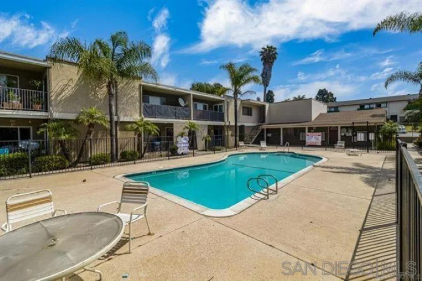 1420 Hilltop Drive #304 photo 1