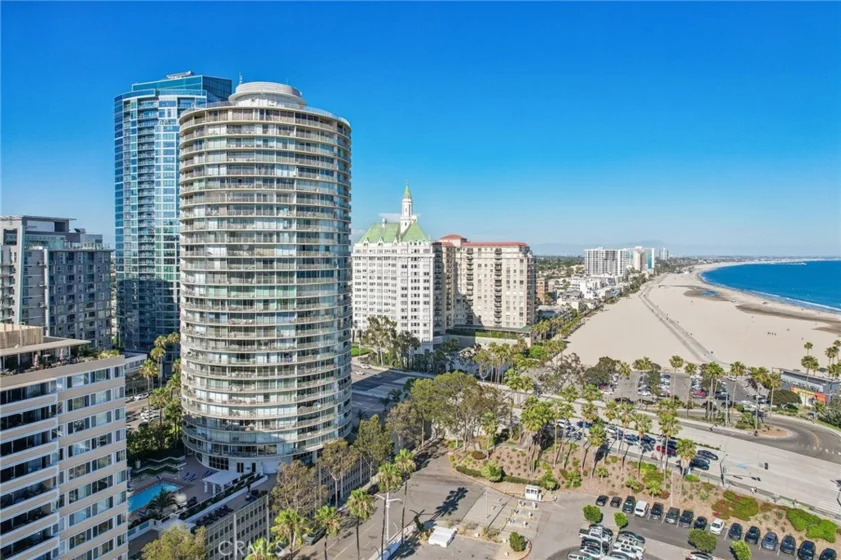 700 E Ocean Boulevard #2801 photo 2