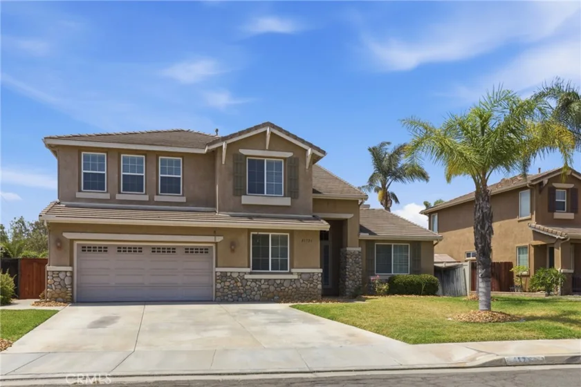 41726 Grand View Drive photo 2