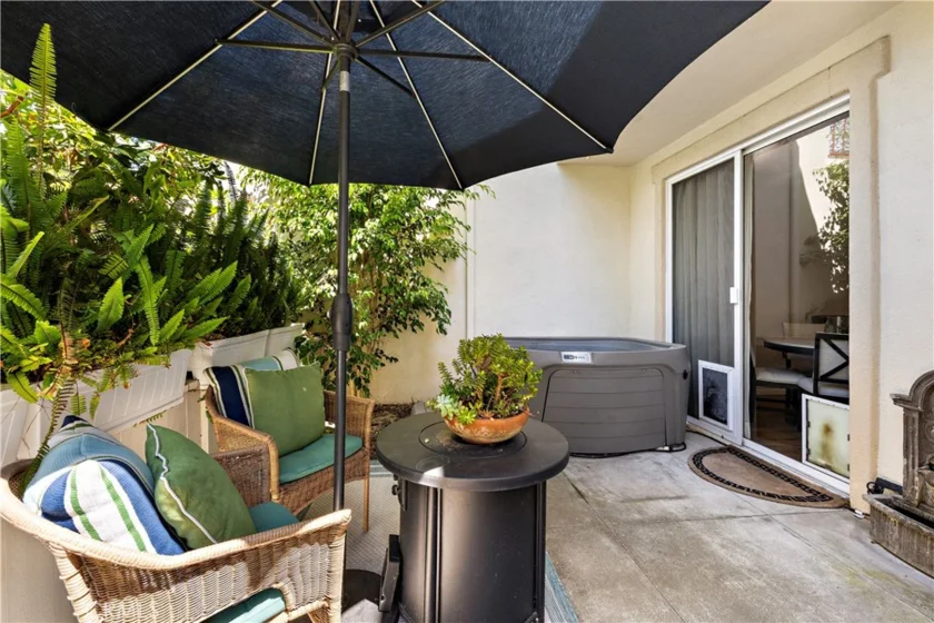 154 Chandon photo 23